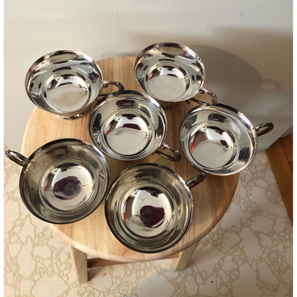 Antique WmA Rogers set of 6 silver plated cups EUC - Picture 2 of 6